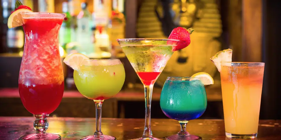 Alcoholic Drinks To Minimize Teeth Damage