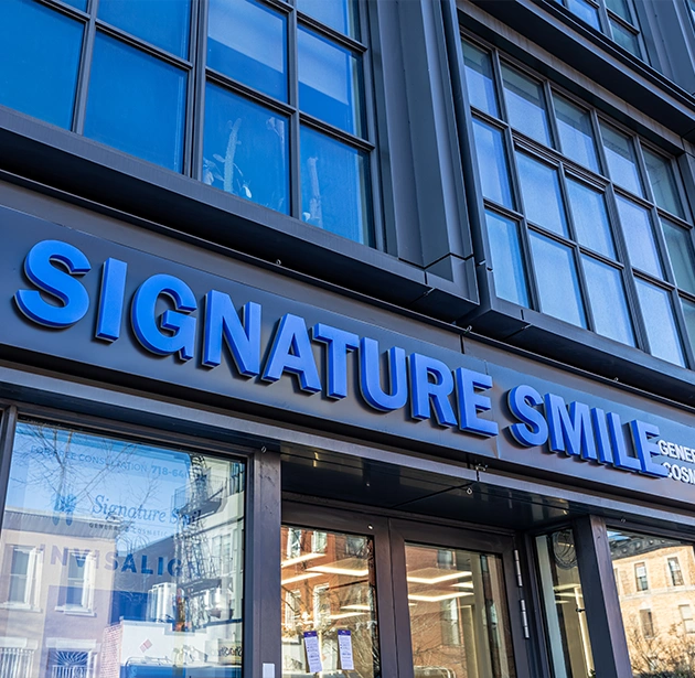 front side view of signature smile general and cosmetic dentistry clinic